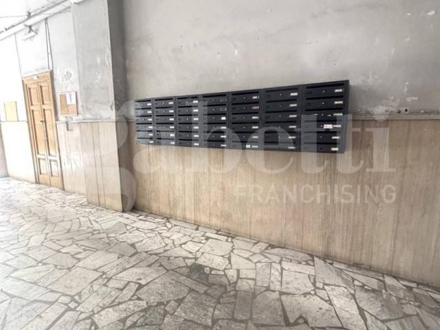 Appartamento in affitto a Municipalità 3, Campania
