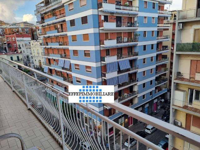 Appartamento in affitto a Municipalità 5, Campania