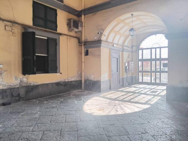 Appartamento in affitto a Municipalità 1, Campania