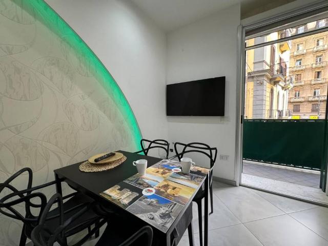Appartamento in affitto a Municipalità 1, Pizzofalcone