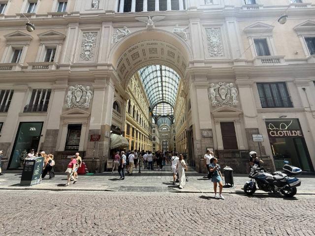 Appartamento in affitto a Municipalità 1, Napola