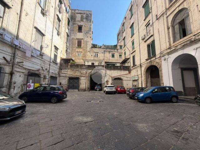 Appartamento in affitto a Municipalità 4, Borgo Sant'antonio Abate
