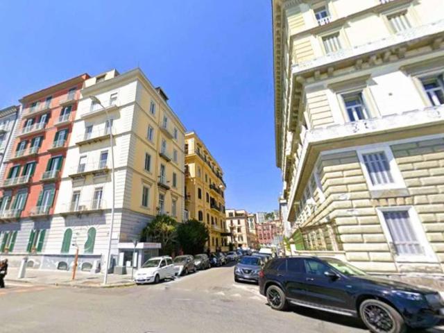 Appartamento in affitto a Municipalità 1, Campania