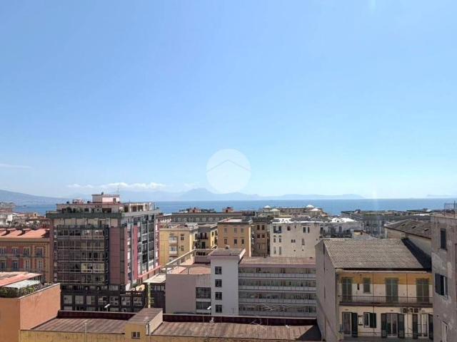 Appartamento in affitto a Municipalità 1, Campania