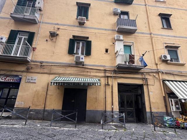 Appartamento in affitto a Municipalità 1, Campania