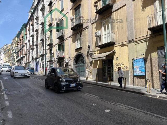 Appartamento in affitto a Municipalità 2, Campania