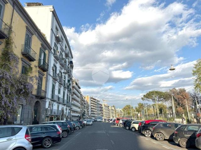 Appartamento in affitto a Municipalità 1, Campania
