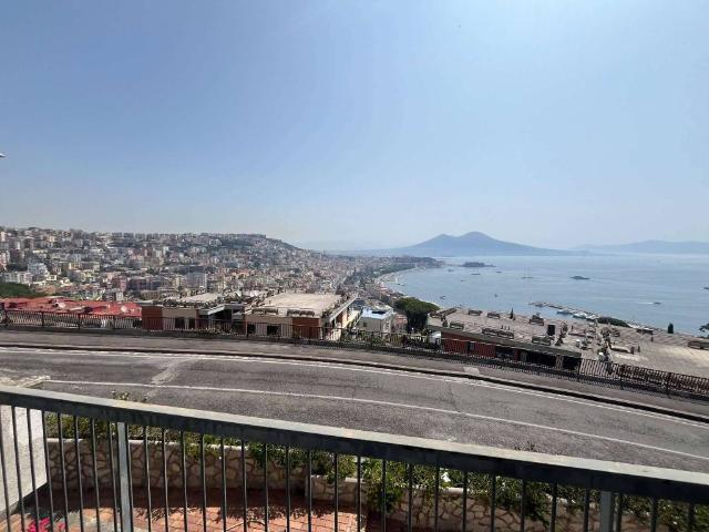 Appartamento in affitto a Municipalità 1, Campania
