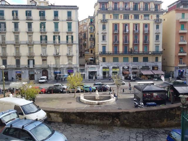 Appartamento in affitto a Municipalità 1, Campania