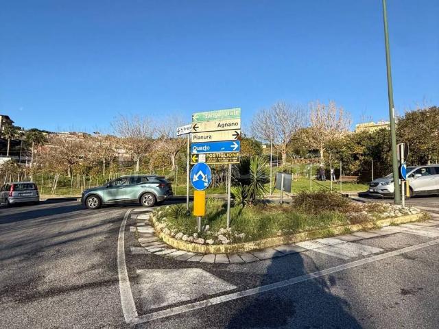Appartamento in affitto a Municipalità 10, Campania