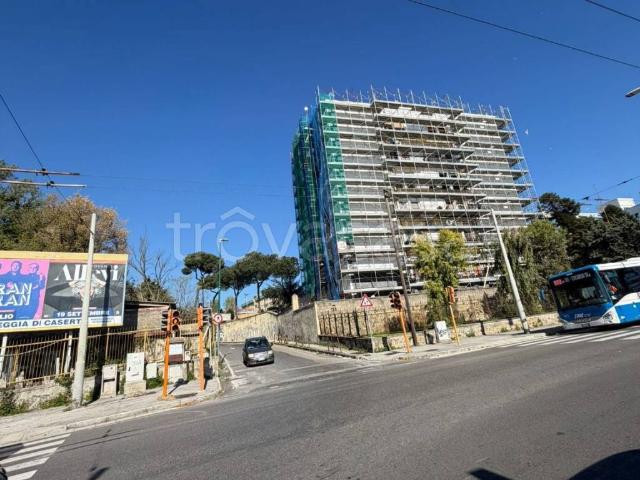 Appartamento in affitto a Municipalità 4, Campania