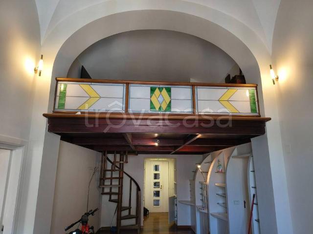 Appartamento in affitto a Municipalità 1, Campania