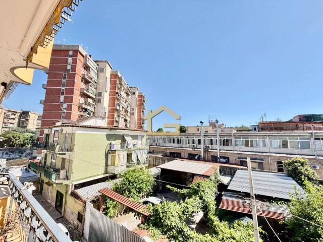 Appartamento in affitto a Municipalità 8, Piscinola