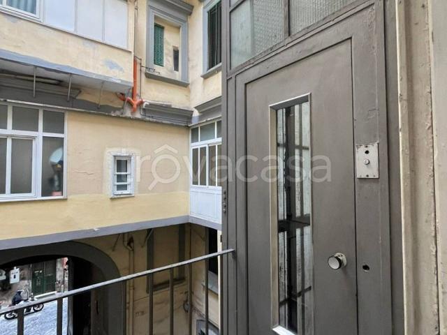 Appartamento in affitto a Municipalità 3, Campania