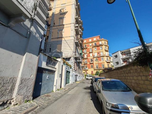 Appartamento in affitto a Municipalità 1, Campania