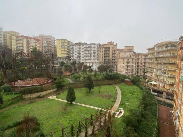 Appartamento in affitto a Municipalità 2, Campania