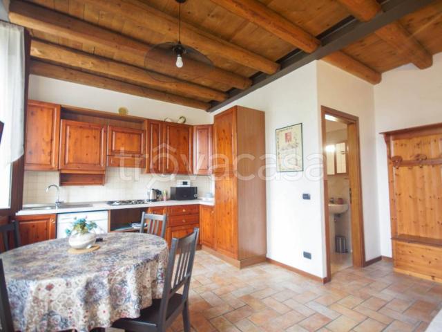 Appartamento in affitto a Negrar, Veneto
