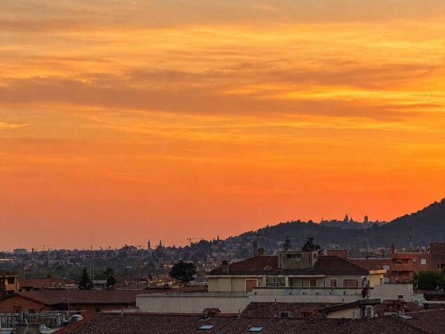 Appartamento in affitto a Botta, Nembro