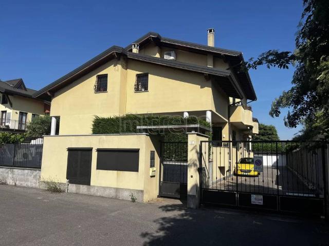 Appartamento in affitto a Cantone, Nerviano