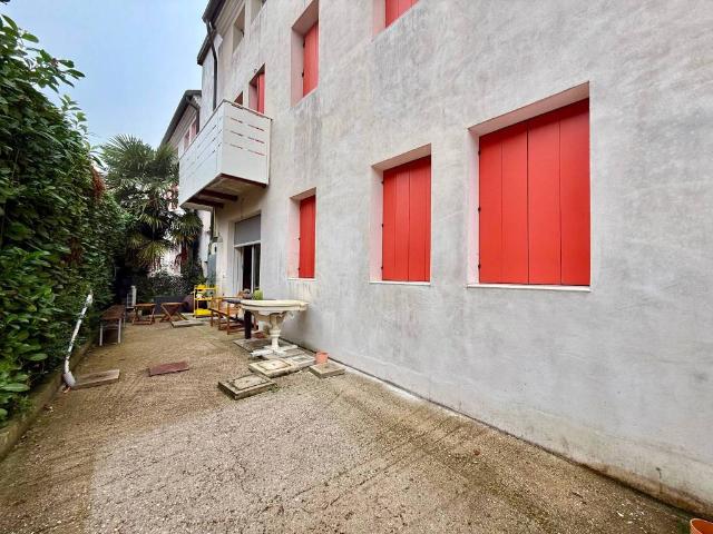 Appartamento in affitto a Noale, Veneto