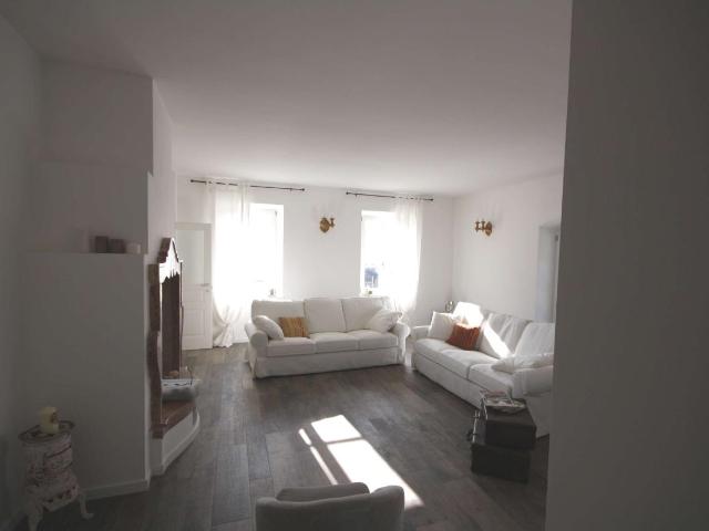 Appartamento in affitto a Sasso, Nogaredo