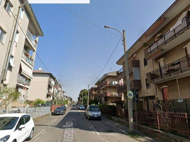 Appartamento in affitto a Nova Milanese, Monza e della Brianza