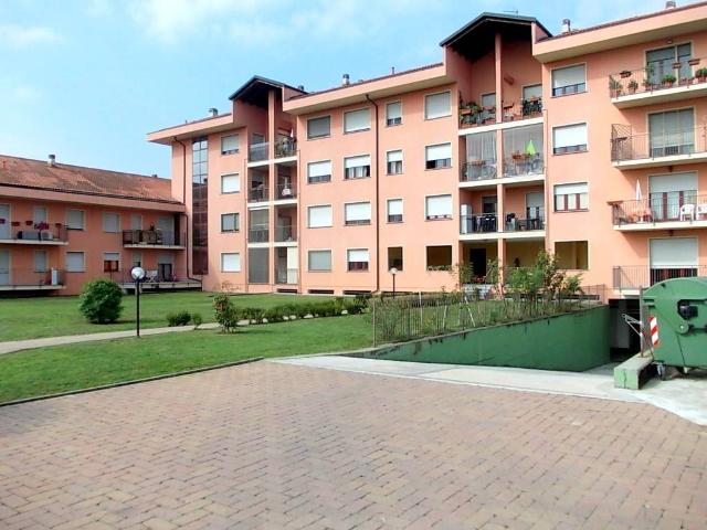 Appartamento in affitto a Novara
