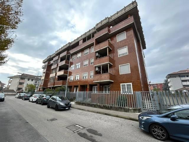 Appartamento in affitto a Torrion Quartara, Piemonte