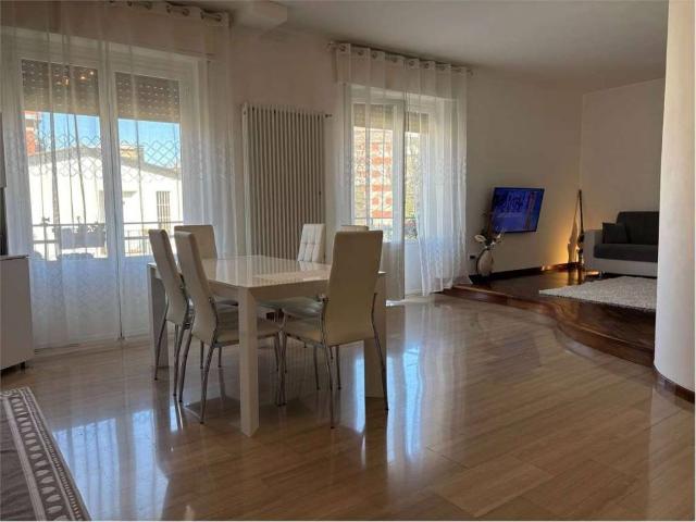 Appartamento in affitto a Novate Milanese, Lombardia