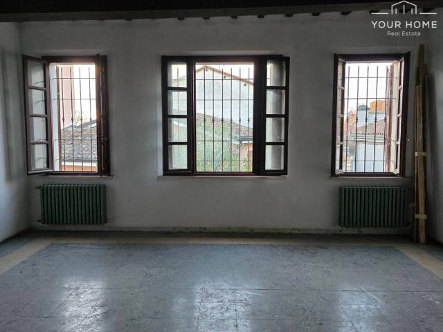 Appartamento in affitto a Bassa Reggiana, Re