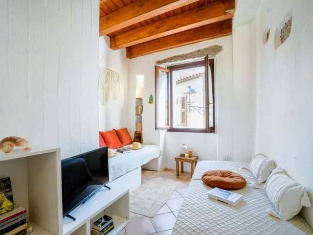 Appartamento in affitto a Centro storico, Olbia