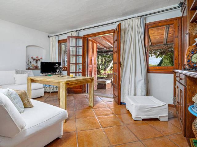 Appartamento in affitto a San Pantaleo, Sardigna/Sardegna