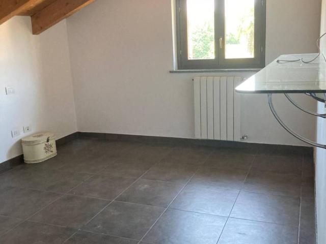 Appartamento in affitto a Somaino, Faloppio