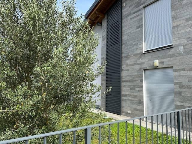 Appartamento in affitto a Santa Maria, Olginate