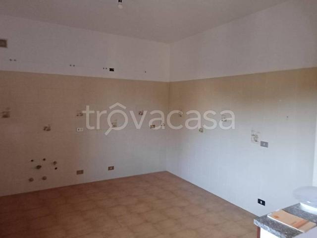 Appartamento in affitto a Capiate, Olginate