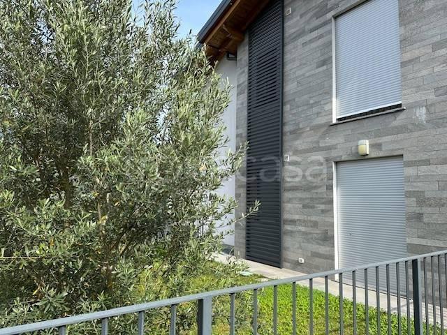 Appartamento in affitto a Santa Maria, Olginate