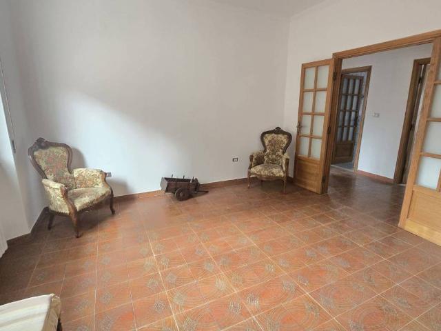 Appartamento in affitto a Oliena, Sardigna/Sardegna