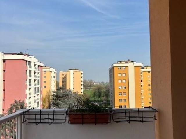 Appartamento in affitto a Noverasco, Locate Triulzi