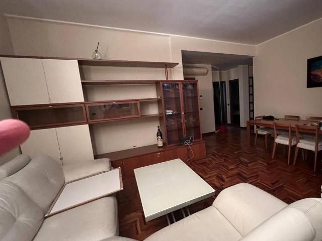 Appartamento in affitto a Locate Triulzi, Lombardia