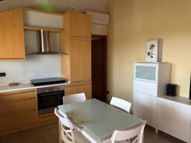 Appartamento in affitto a Ornago, Lombardia