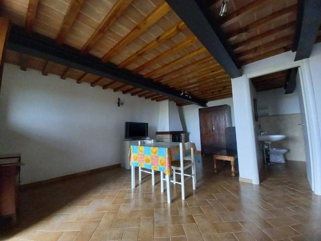 Appartamento in affitto a Mazzarelli, Paciano