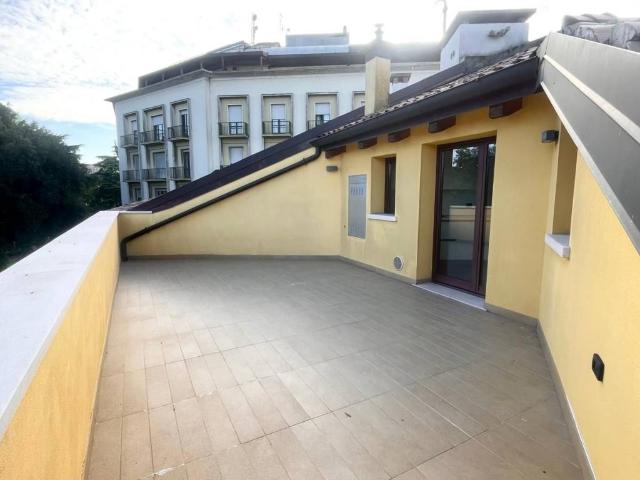 Appartamento in affitto a Padova