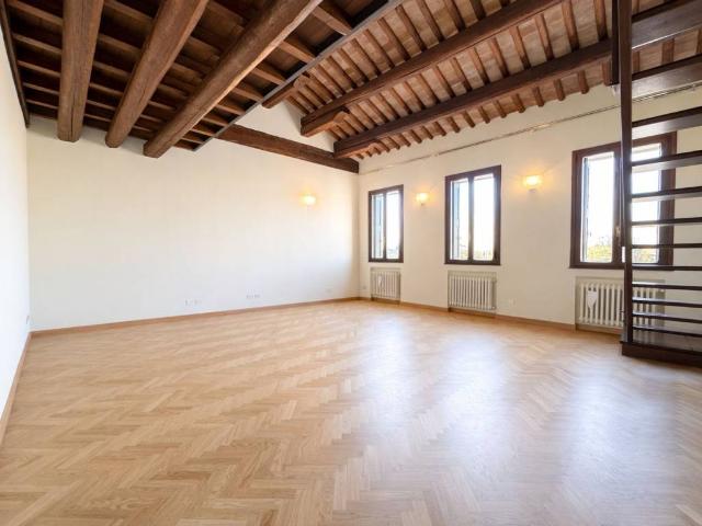 Appartamento in affitto a Madonna Pellegrina, Padova