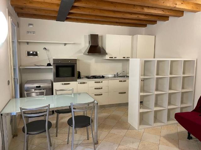 Appartamento in affitto a Madonna Pellegrina, Padova