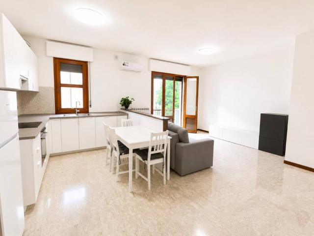 Appartamento in affitto a Padova, Veneto