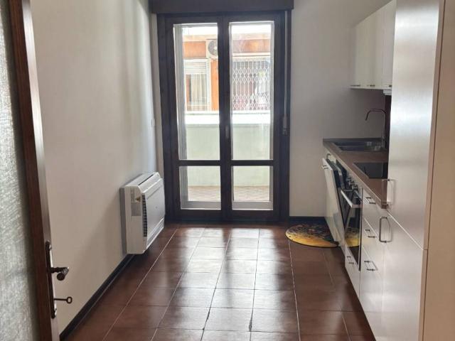 Appartamento in affitto a Stanga, Padova