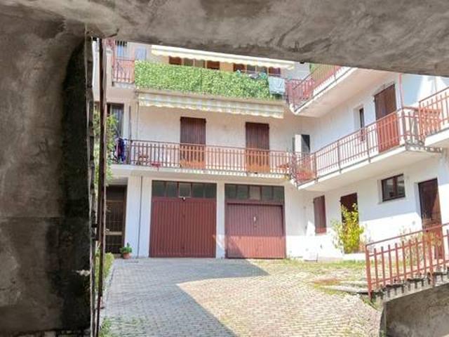 Appartamento in affitto a Palazzago, Lombardia