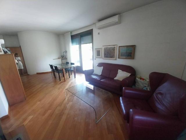 Appartamento in affitto a Brughiera, Palazzago