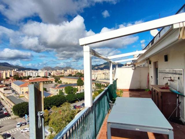 Appartamento in affitto a IV Circoscrizione, Palermo