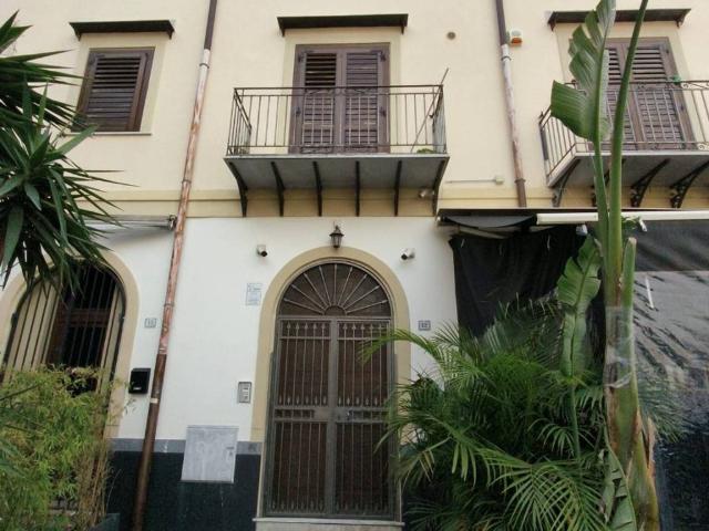 Appartamento in affitto a I Circoscrizione, Palermo